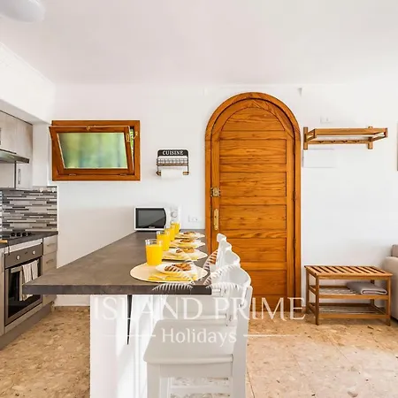 Oceanfront With Stunning Views Lbr650 * סן מיגל דה אבונה