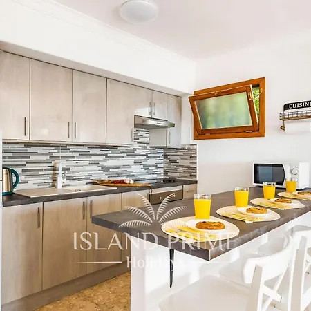 Oceanfront With Stunning Views Lbr650 * סן מיגל דה אבונה