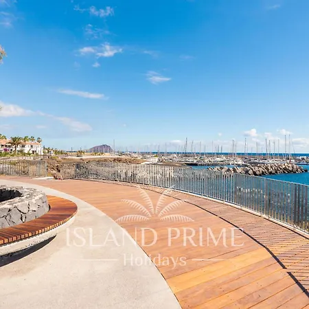 Oceanfront With Stunning Views Lbr650 דירה