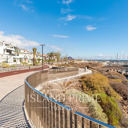 Oceanfront With Stunning Views Lbr650 דירה *